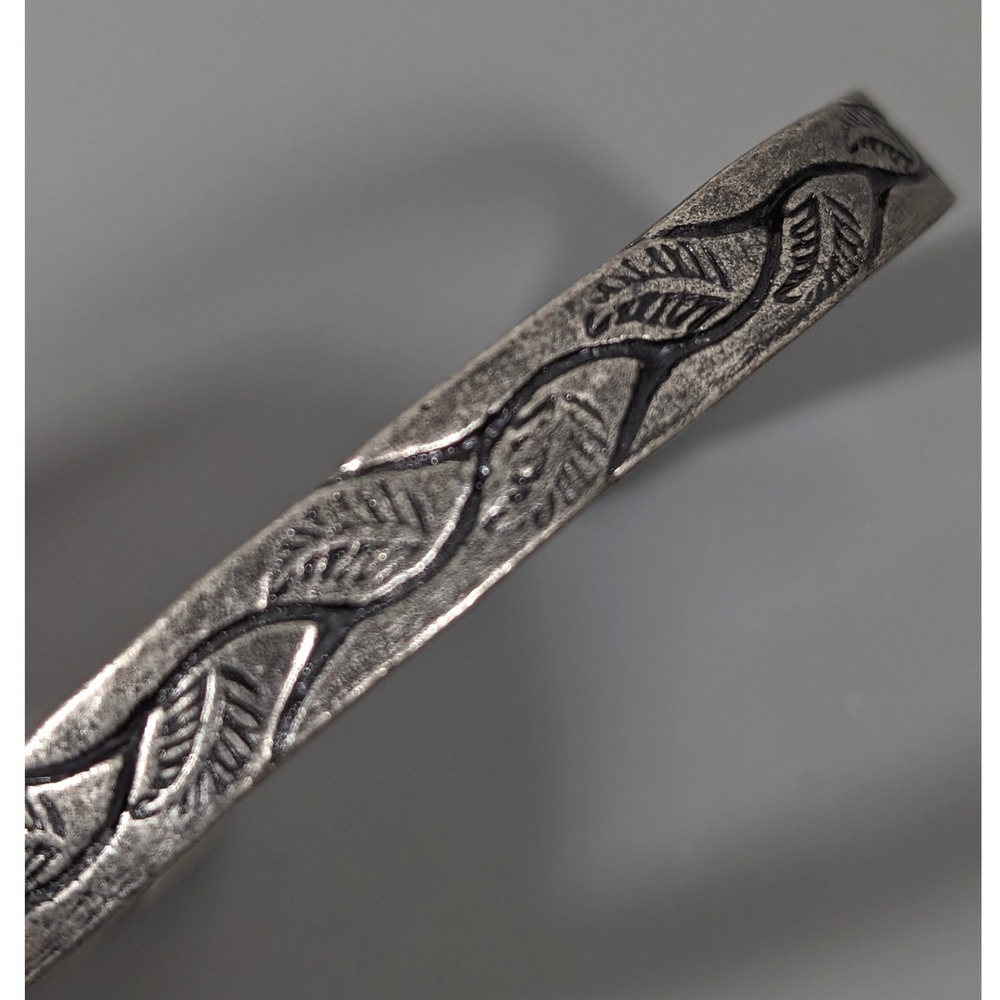 Antiqued Silver Tone Leaf Cuff Bracelet Boho 7"